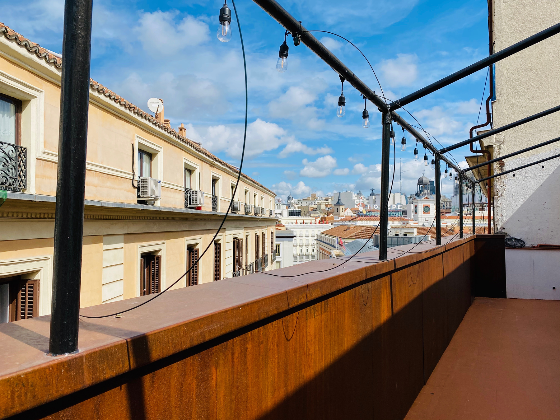  Renovated penthouse with terrace and views in the heart of Madrid - 物件實景