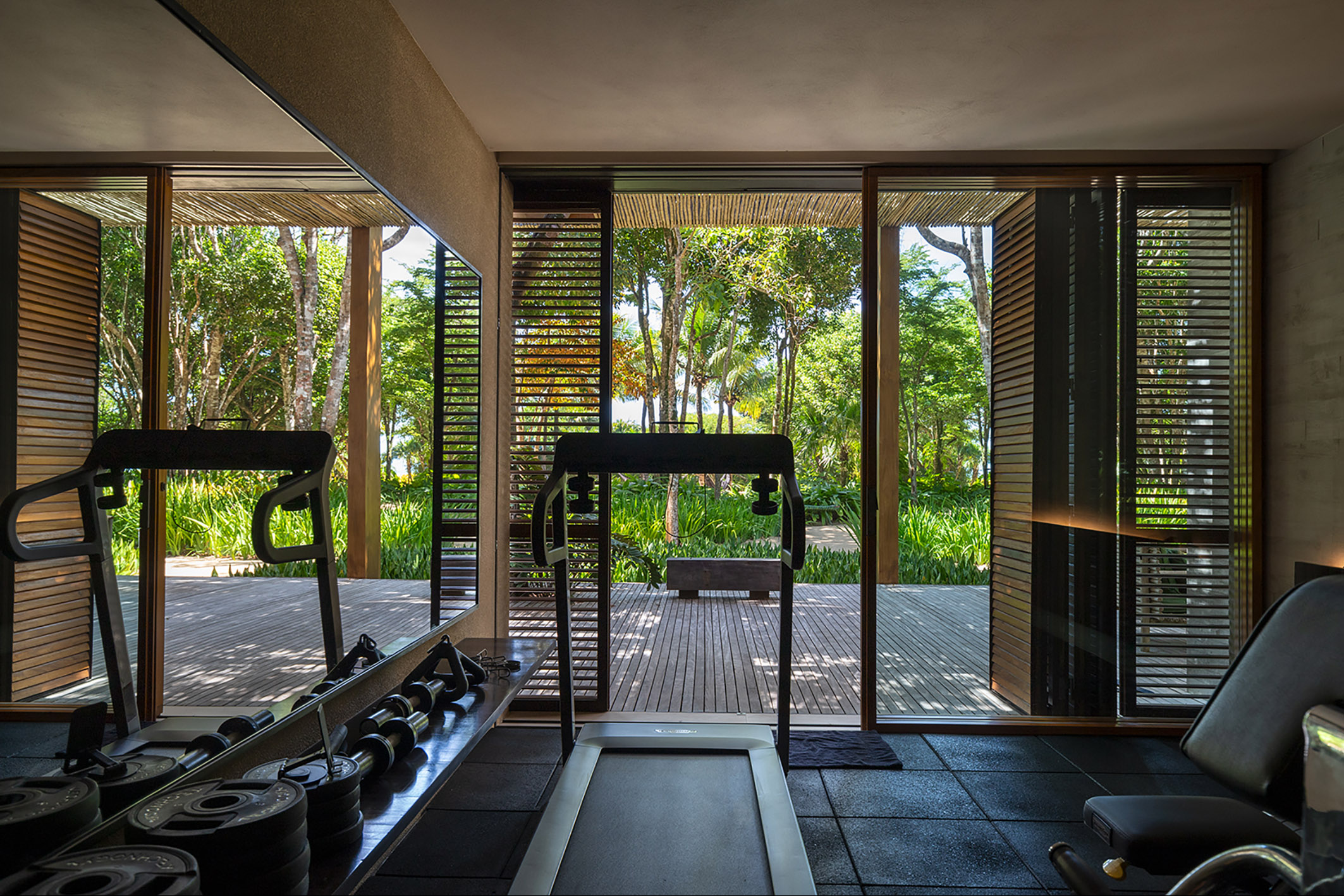  Seafront house by Marcio Kogan with seamless integration to the landscape - 物件實景