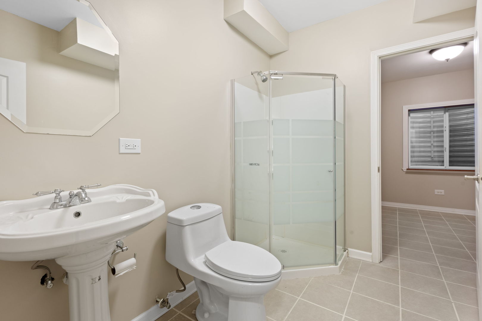 Sugar Grove, Illinois, 60554, United States, 5 Bedrooms Bedrooms, ,4 BathroomsBathrooms,Residential,For Sale,1955061