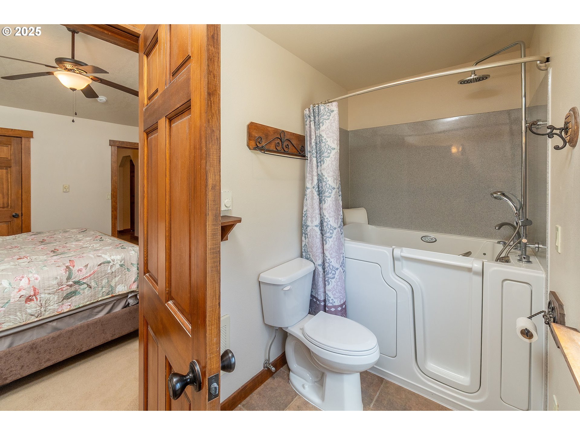 La Pine, Oregon, 97739, United States, 3 Bedrooms Bedrooms, ,2 BathroomsBathrooms,Residential,For Sale,1961362