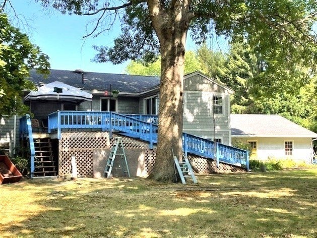Halifax, Massachusetts, 02338, United States, 3 Bedrooms Bedrooms, ,2 BathroomsBathrooms,Residential,For Sale,1929990