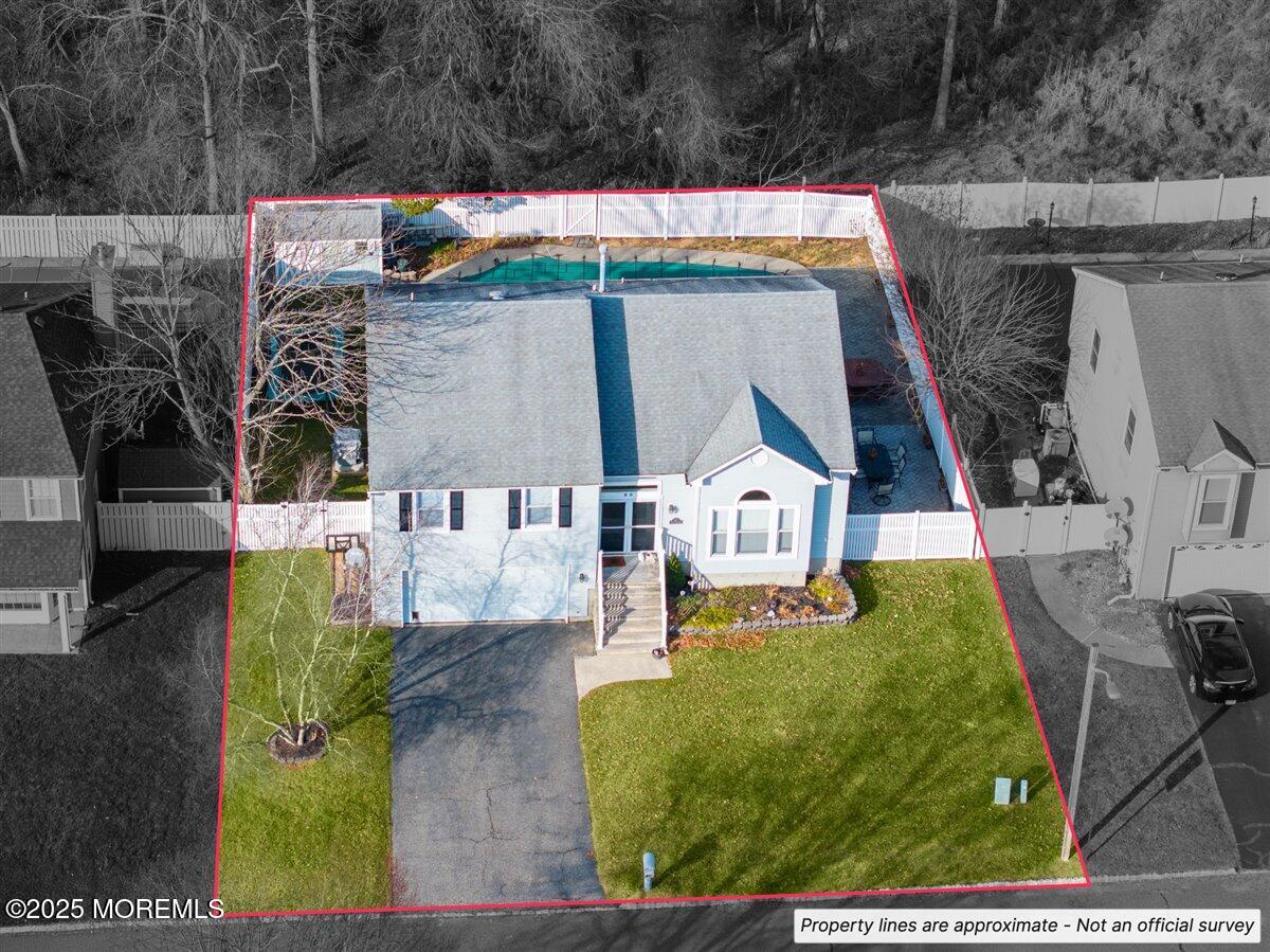 Howell, New Jersey, 07731, United States, 4 Bedrooms Bedrooms, ,3 BathroomsBathrooms,Residential,For Sale,2005606