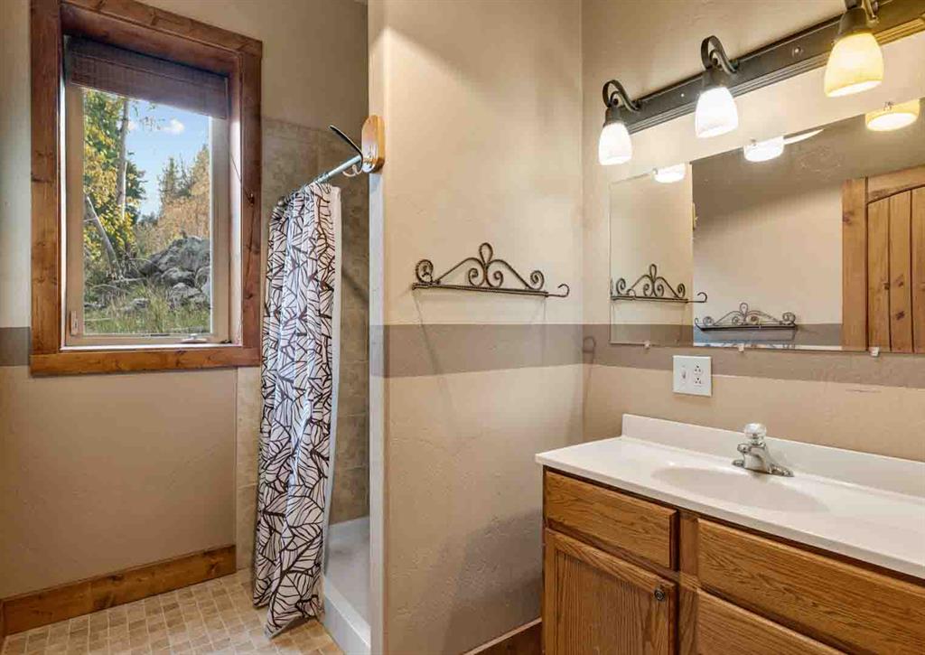 Bigfork, Montana, 59911, United States, 3 Bedrooms Bedrooms, ,2 BathroomsBathrooms,Residential,For Sale,1977128