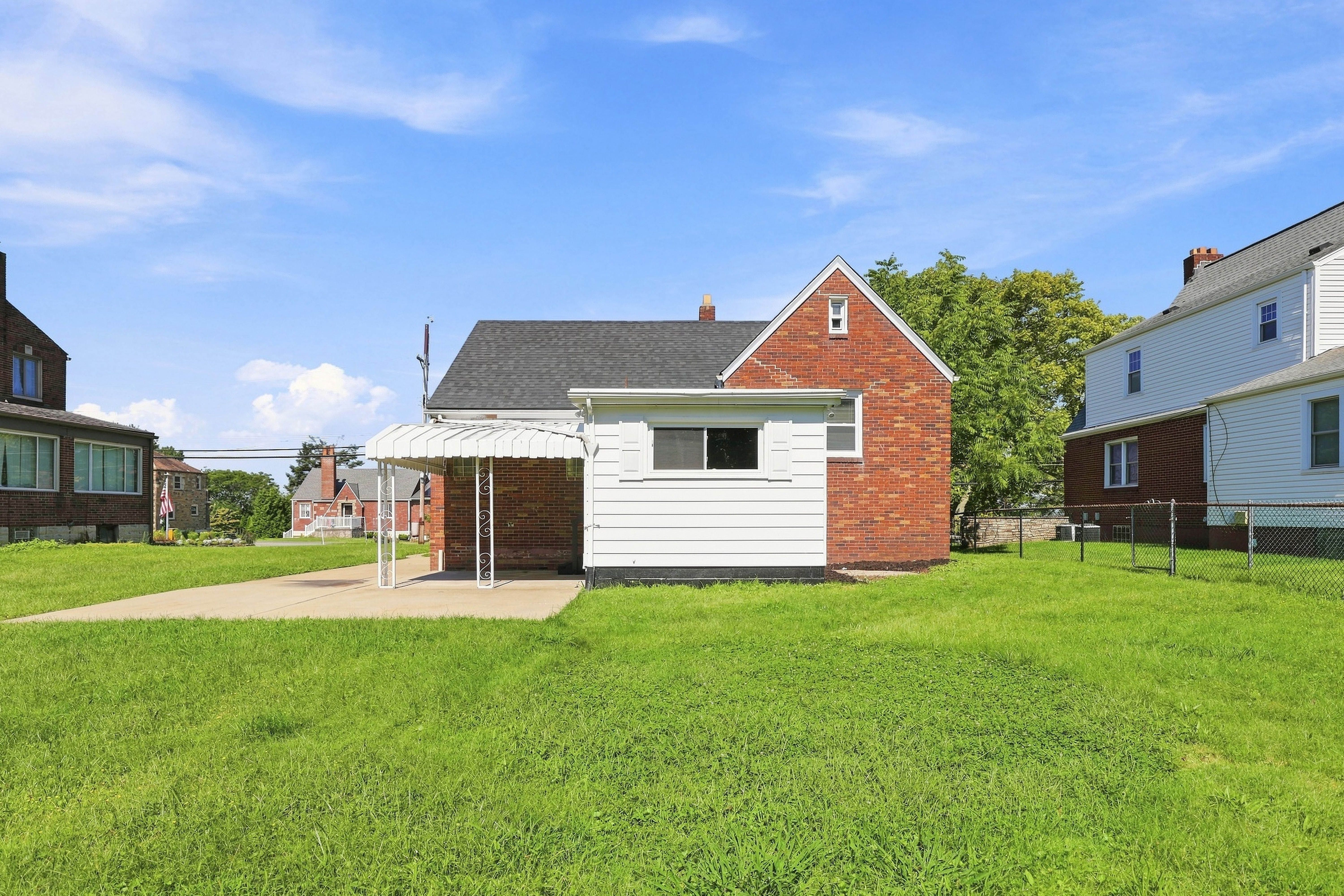  705 Greenlee Road, Whitehall, PA 15227 - 物件實景
