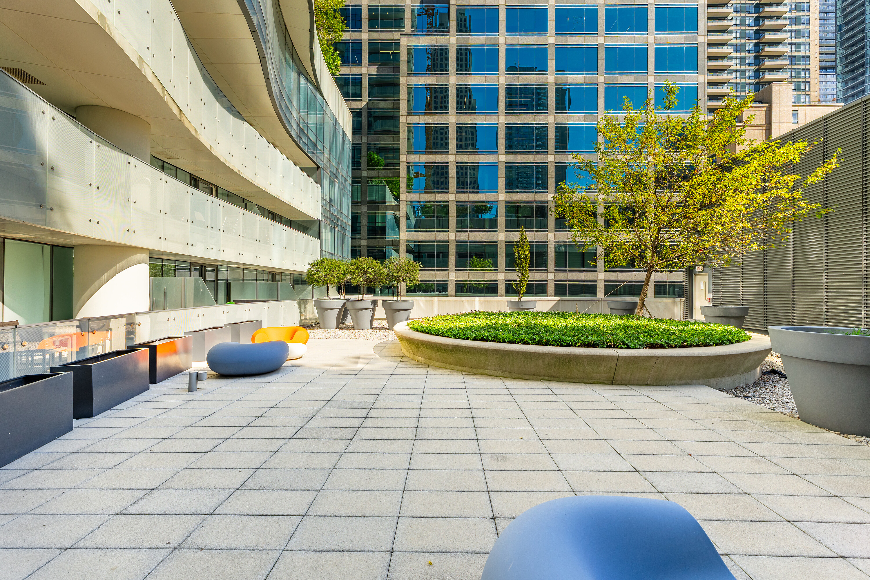  One Bloor - 物件實景