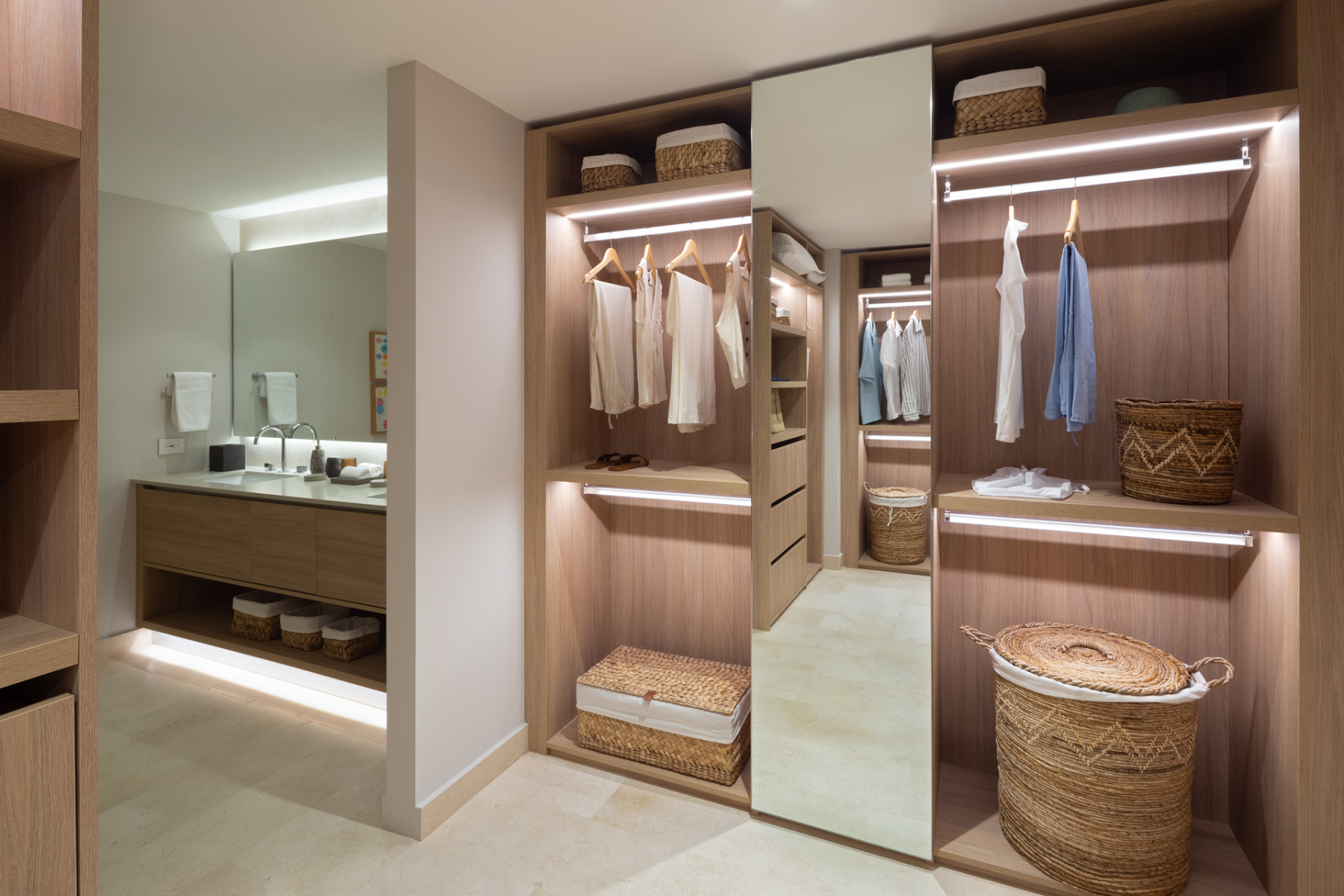  Oceanfront SLS Residences - 物件實景