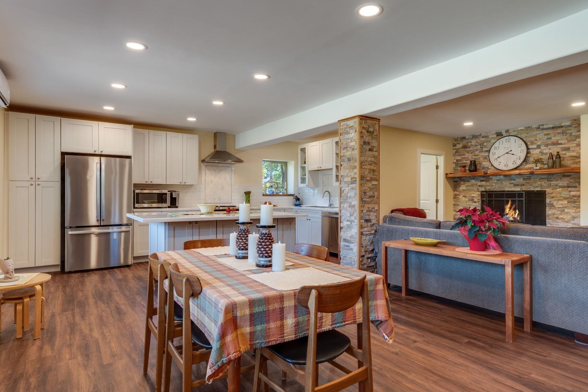 Shingle Springs, California, 95682, United States, 6 Bedrooms Bedrooms, ,2 BathroomsBathrooms,Residential,For Sale,2009241