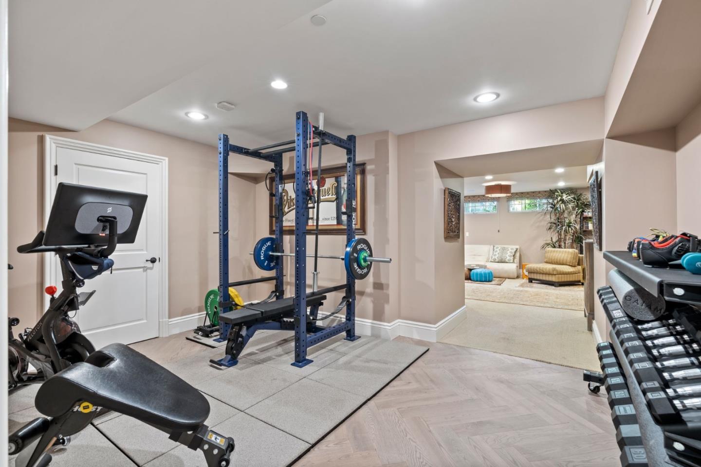 Hillsborough, California, 94010, United States, 6 Bedrooms Bedrooms, ,7 BathroomsBathrooms,Residential,For Sale,1947019