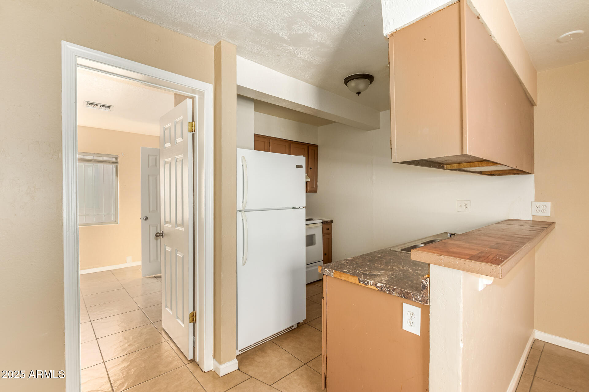 Phoenix, Arizona, 85007, United States, ,Residential,For Sale,1882363
