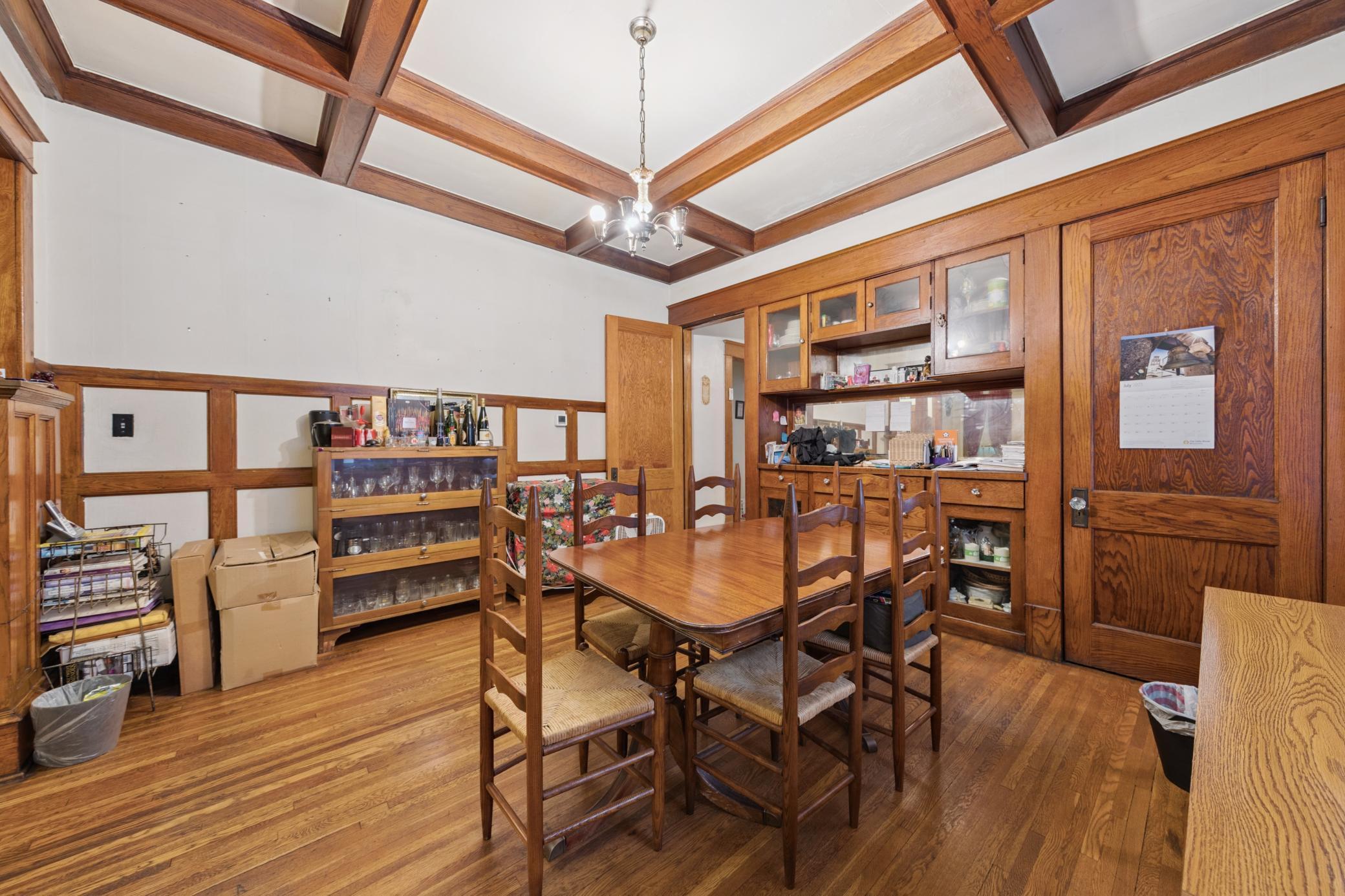 Saint Paul, Minnesota, 55104, United States, ,Residential,For Sale,1932616