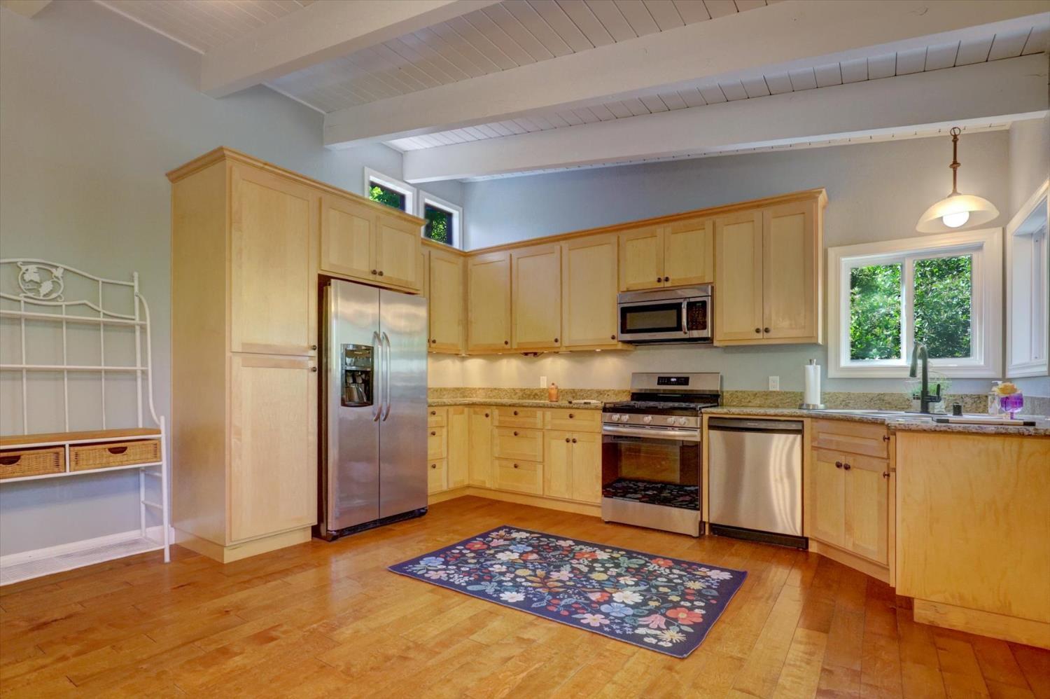 Nevada City, California, 95959, United States, 2 Bedrooms Bedrooms, ,2 BathroomsBathrooms,Residential,For Sale,1896886