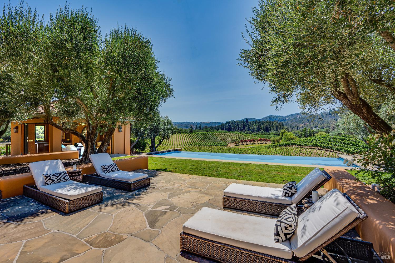 Calistoga, California, 94515, United States, 8 Bedrooms Bedrooms, ,10 BathroomsBathrooms,Residential,For Sale,1940102