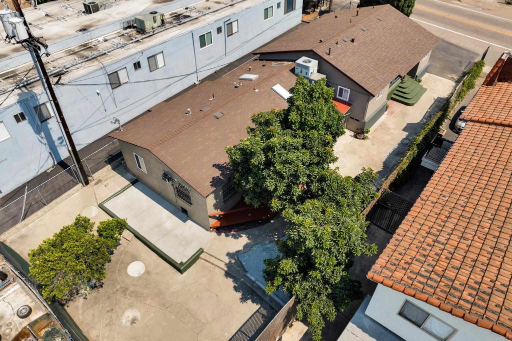 Spring Valley, California, 91977, United States, 6 Bedrooms Bedrooms, ,4 BathroomsBathrooms,Residential,For Sale,1996017