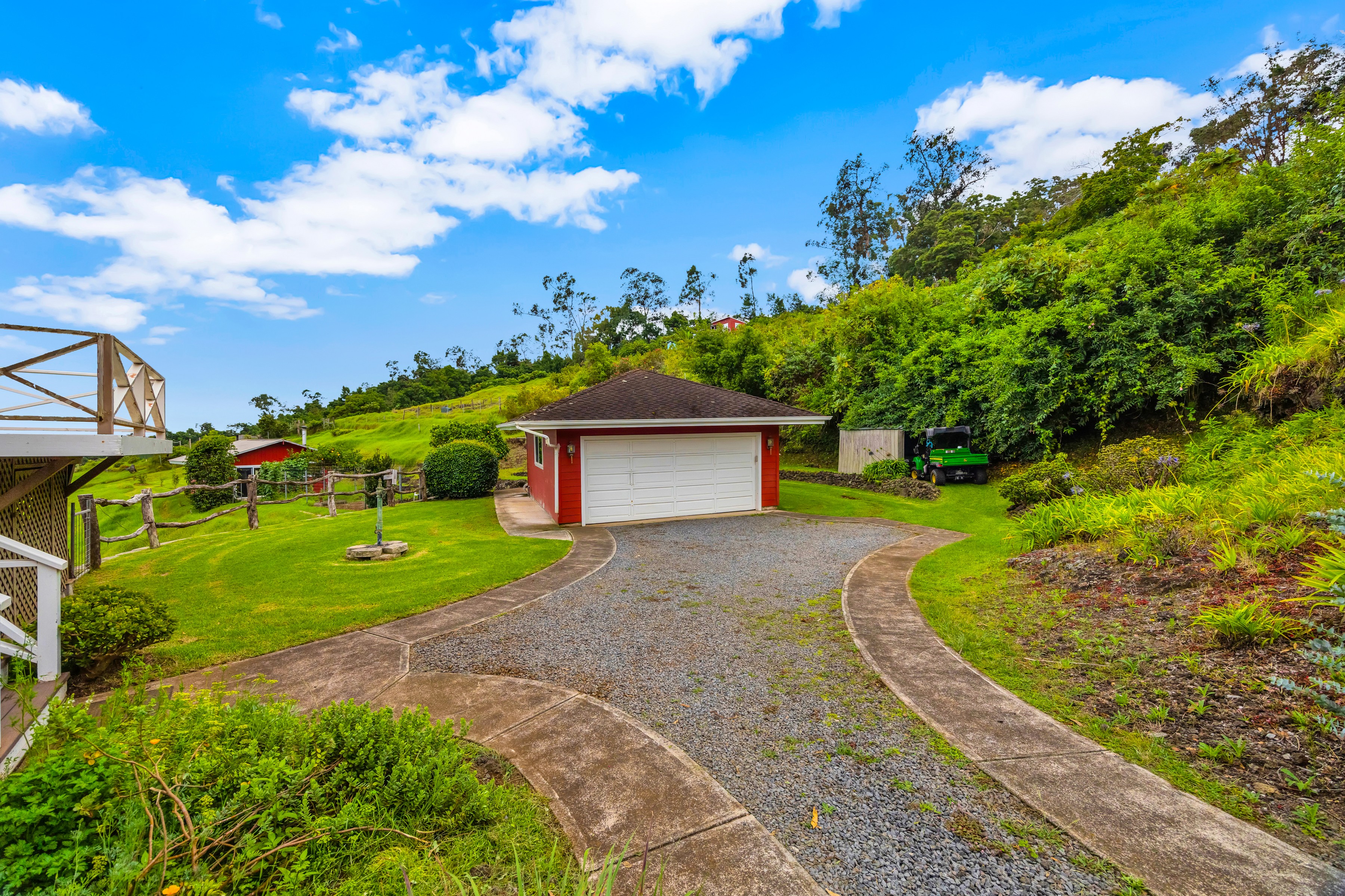  Breathtaking Multi-Island Views & Serence Upcountry Living on 2+ Acres - 物件實景