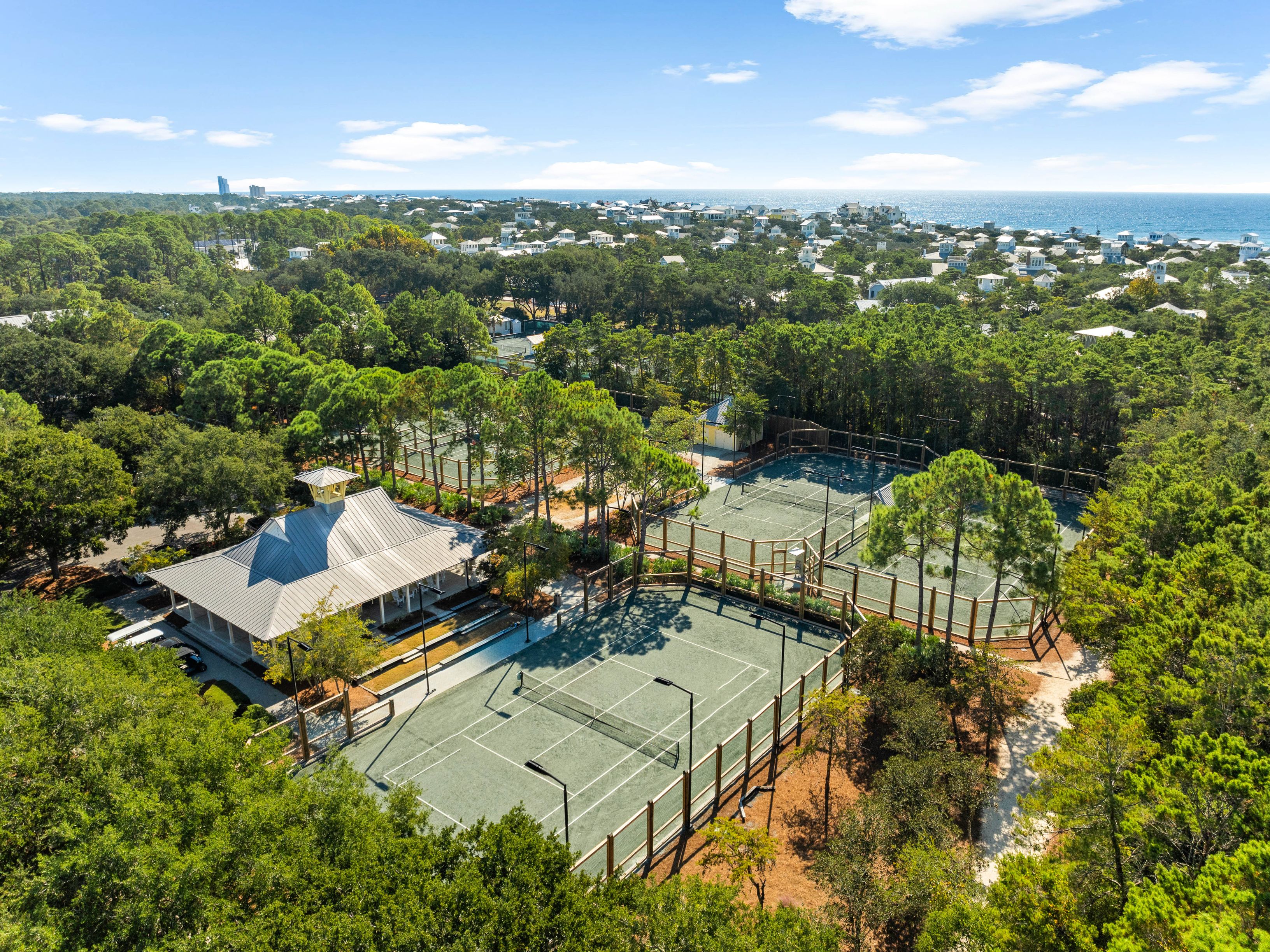  Refined Coastal Luxury With Private Pool And WaterColor Amenities - 物件實景