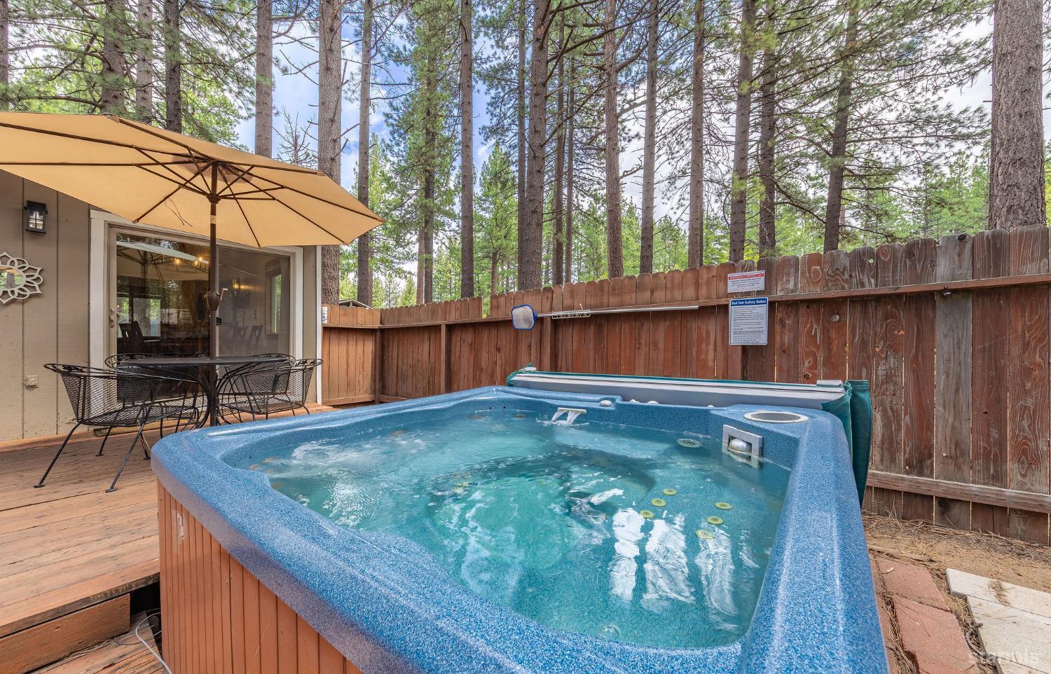 South Lake Tahoe, California, 96150, United States, 2 Bedrooms Bedrooms, ,1 BathroomBathrooms,Residential,For Sale,1971581