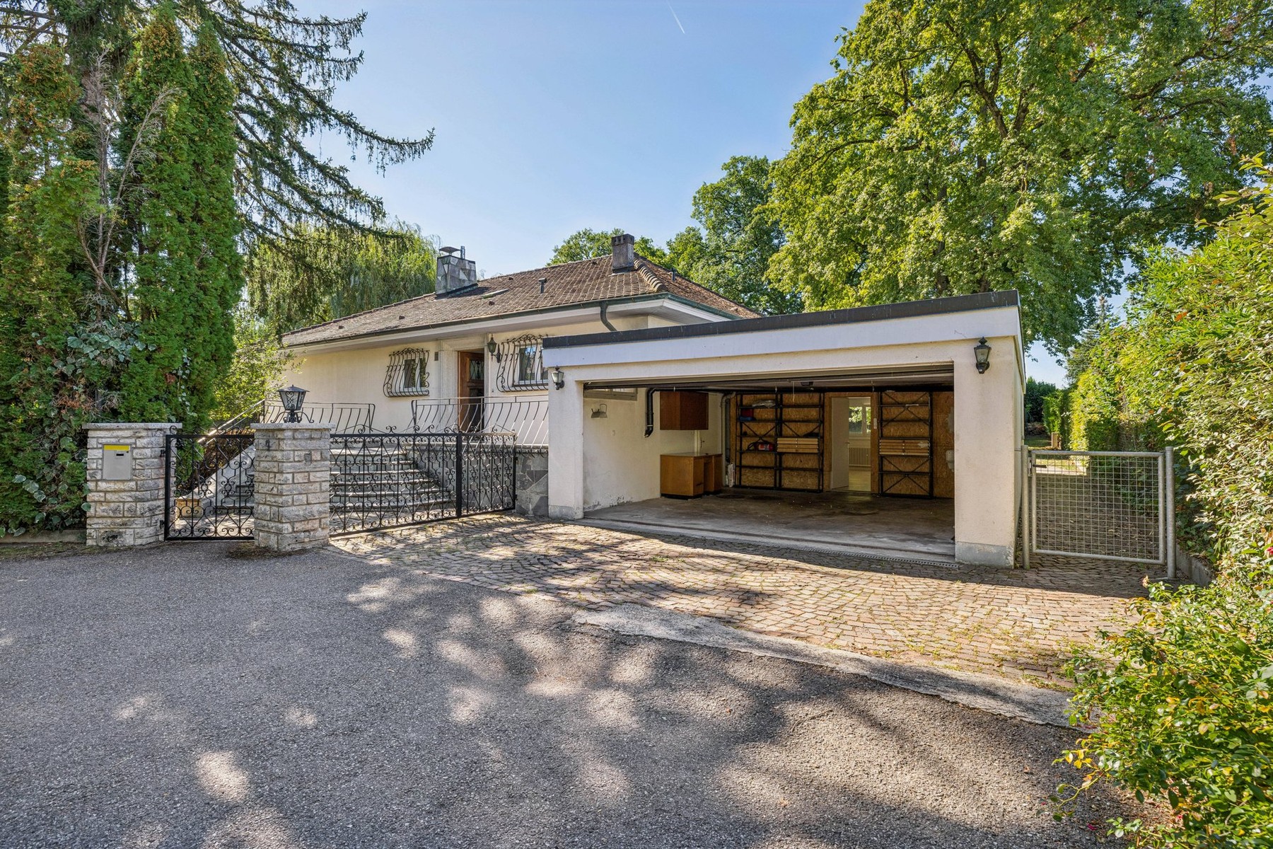  Genthod – Exceptional family villa, set in lush greenery and featuring a pool - 物件實景