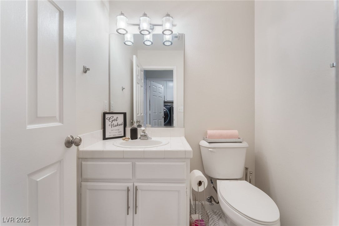 Las Vegas, Nevada, 89117, United States, 3 Bedrooms Bedrooms, ,3 BathroomsBathrooms,Residential,For Sale,1982245