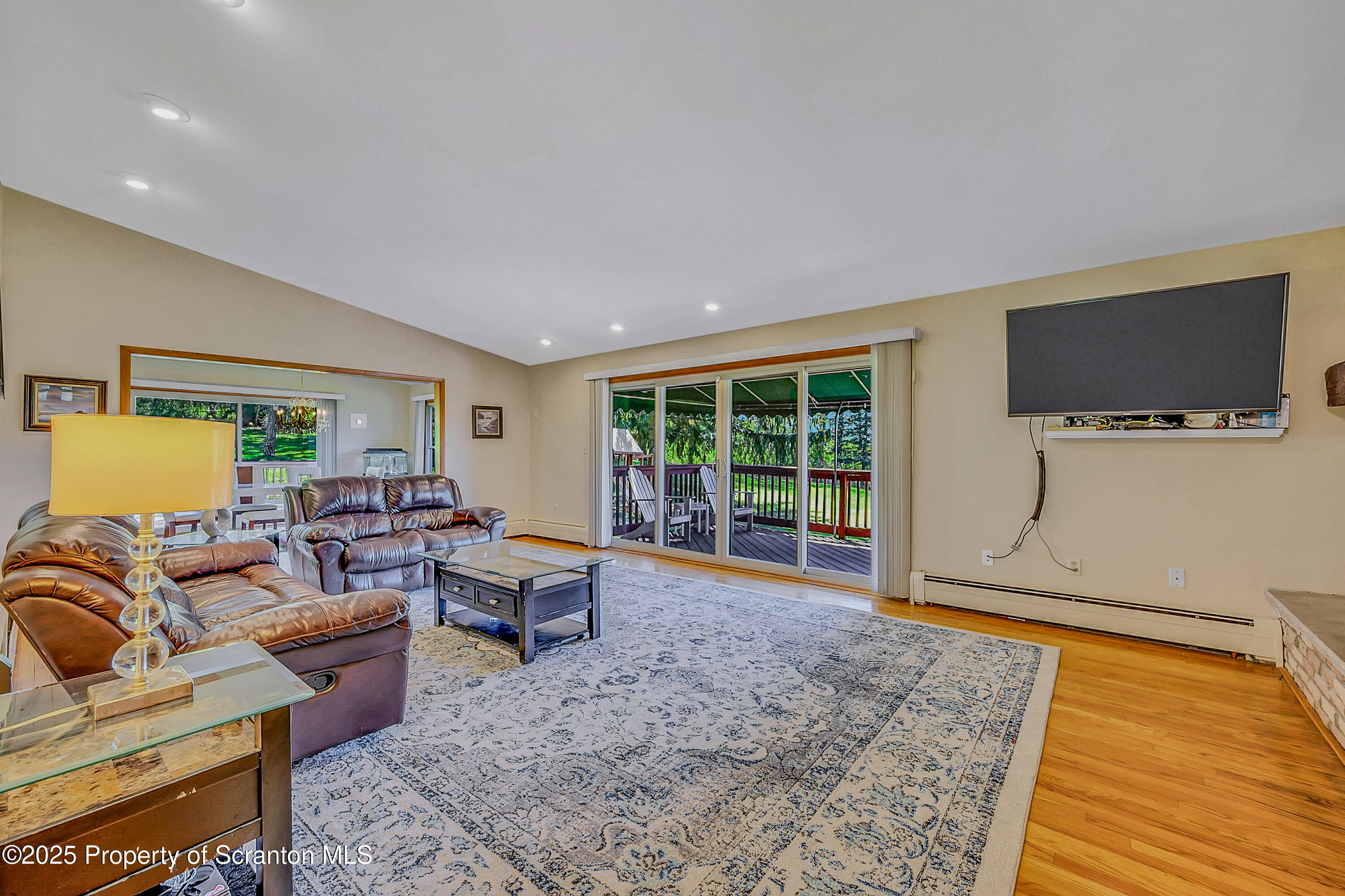 Clarks Summit, Pennsylvania, 18411, United States, 5 Bedrooms Bedrooms, ,4 BathroomsBathrooms,Residential,For Sale,1971485