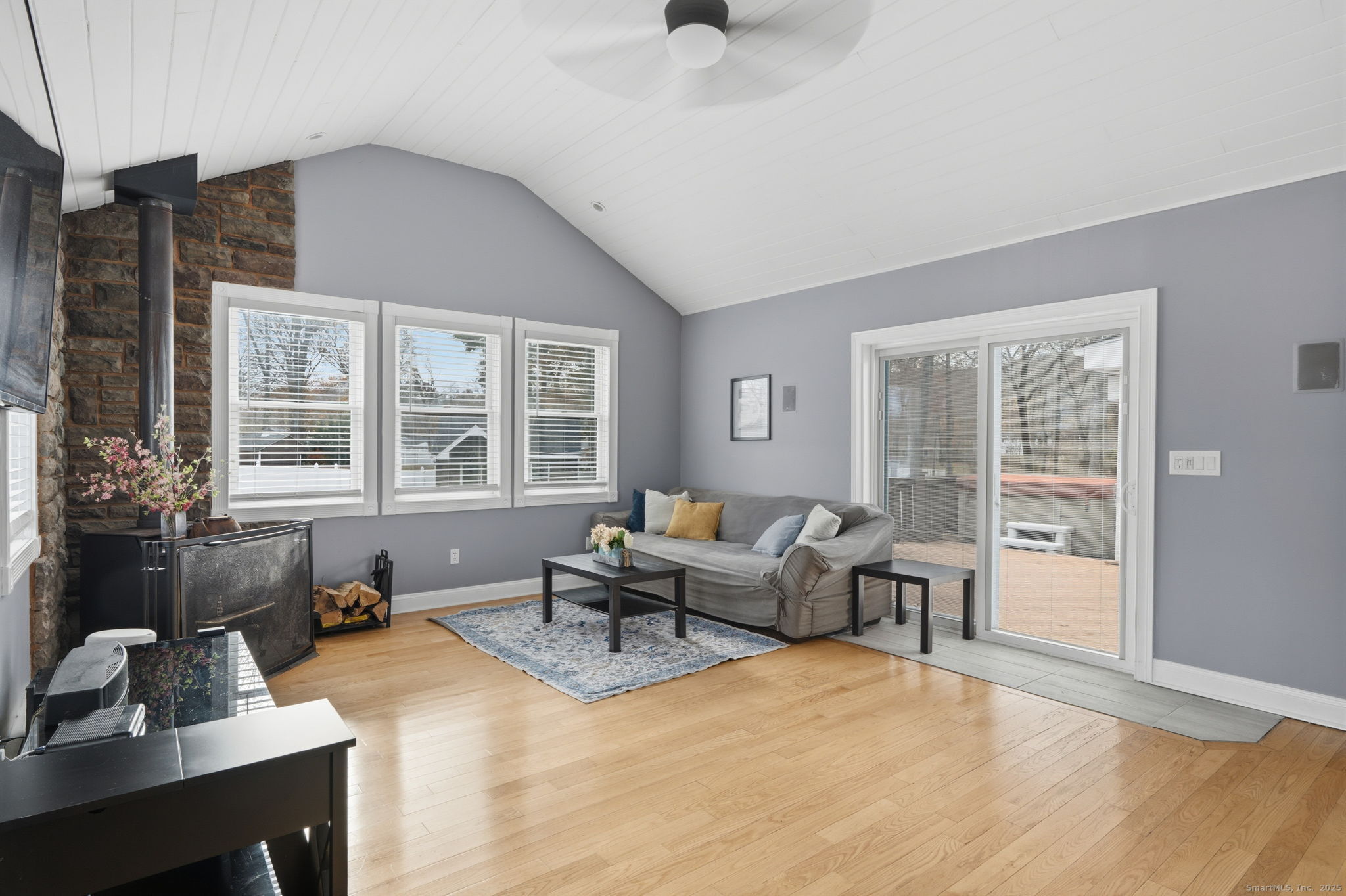 Southington, Connecticut, 06489, United States, 4 Bedrooms Bedrooms, ,3 BathroomsBathrooms,Residential,For Sale,2001900