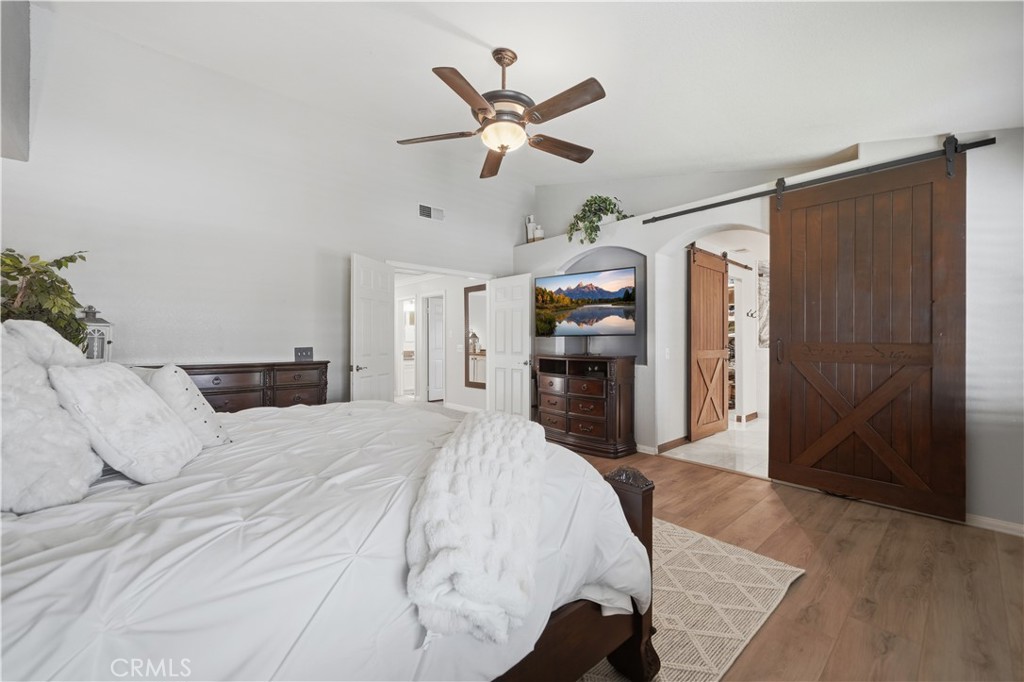 Murrieta, California, 92562, United States, 5 Bedrooms Bedrooms, ,4 BathroomsBathrooms,Residential,For Sale,2049135