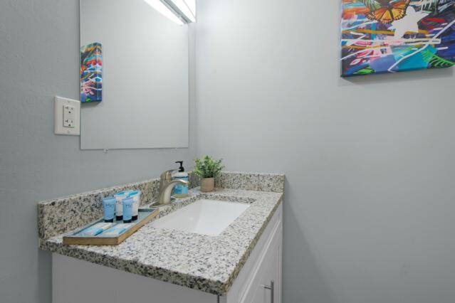 West Palm Beach, Florida, 33407, United States, 4 Bedrooms Bedrooms, ,2 BathroomsBathrooms,Residential,For Sale,1978414