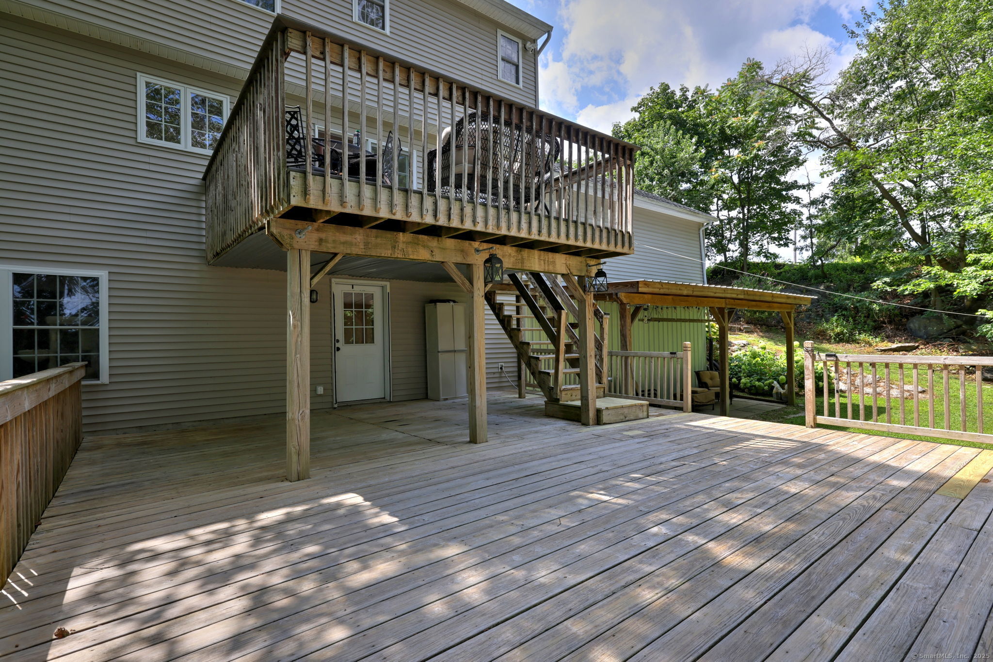 Shelton, Connecticut, 06484, United States, 4 Bedrooms Bedrooms, ,4 BathroomsBathrooms,Residential,For Sale,2001799