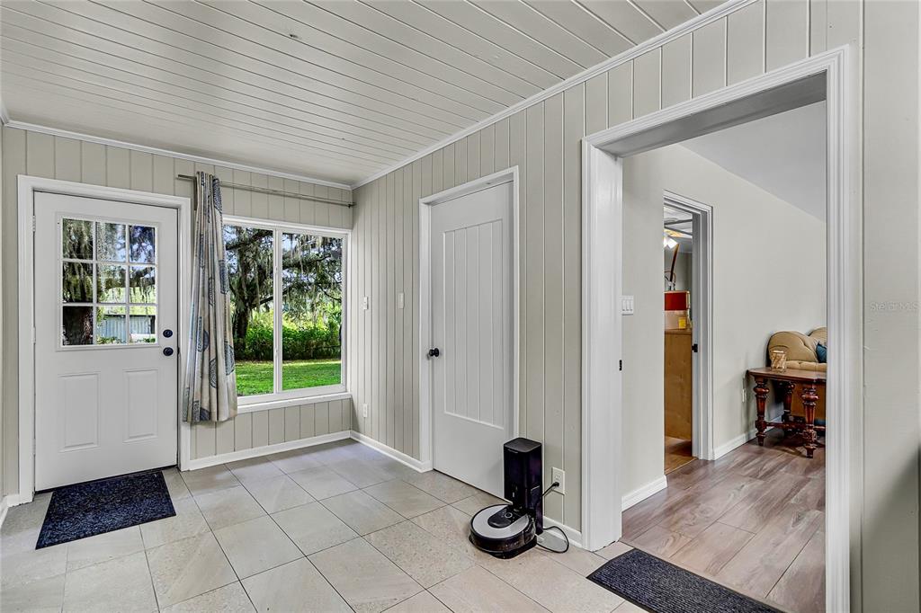 Geneva, Florida, 32732, United States, 3 Bedrooms Bedrooms, ,2 BathroomsBathrooms,Residential,For Sale,1897642