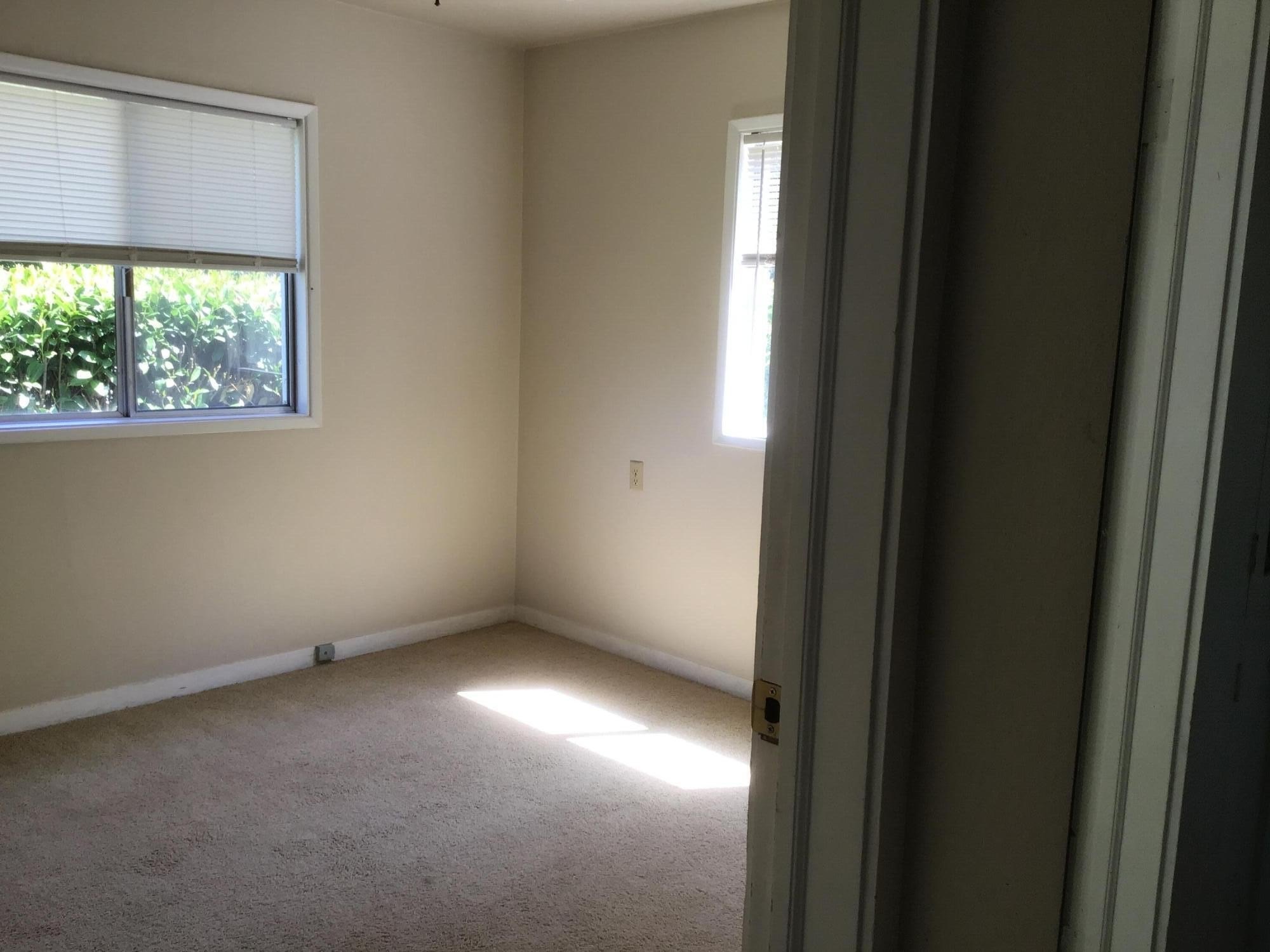 Grants Pass, Oregon, 97527, United States, 4 Bedrooms Bedrooms, ,3 BathroomsBathrooms,Residential,For Sale,1984338