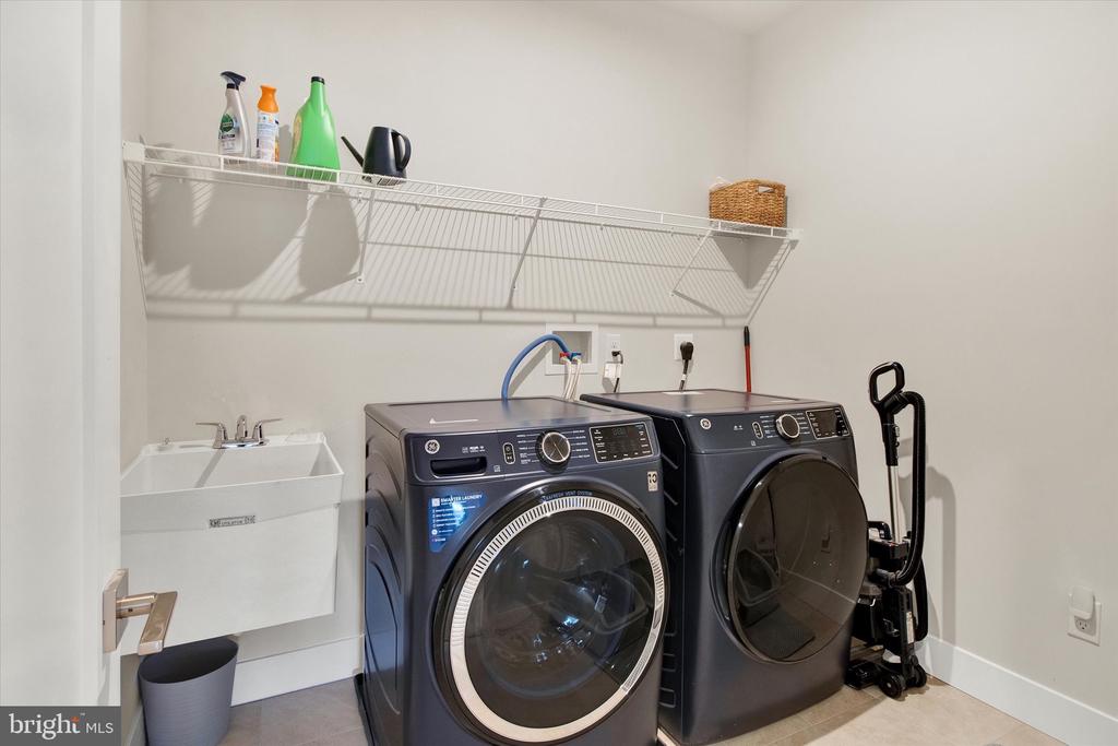 Doylestown, Pennsylvania, 18901, United States, 3 Bedrooms Bedrooms, ,3 BathroomsBathrooms,Residential,For Sale,1993457