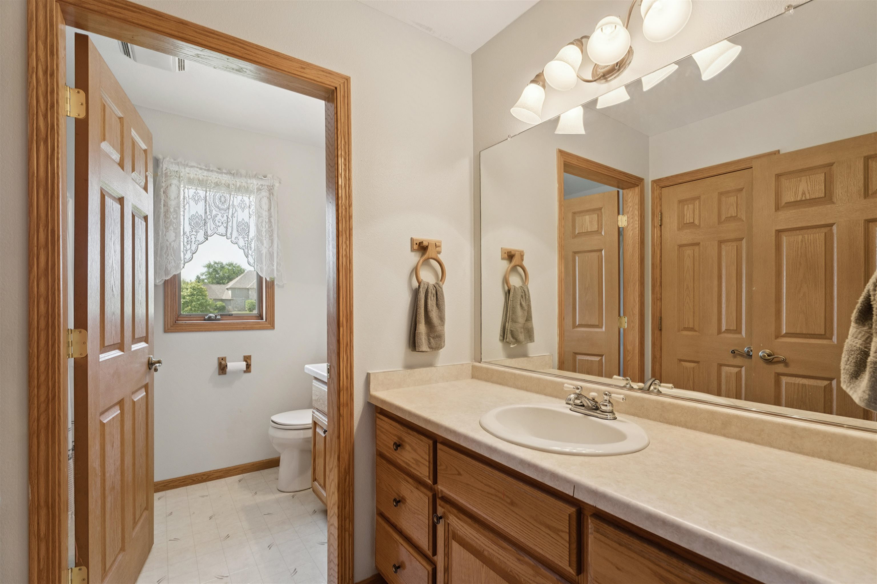 HORTONVILLE, Wisconsin, 54944, United States, 4 Bedrooms Bedrooms, ,4 BathroomsBathrooms,Residential,For Sale,1911438