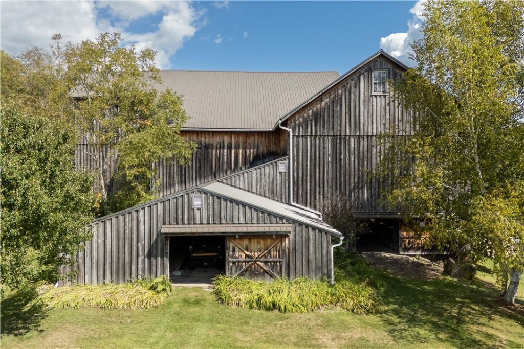 Walton, New York, 13856, United States, 4 Bedrooms Bedrooms, ,4 BathroomsBathrooms,Residential,For Sale,1947097