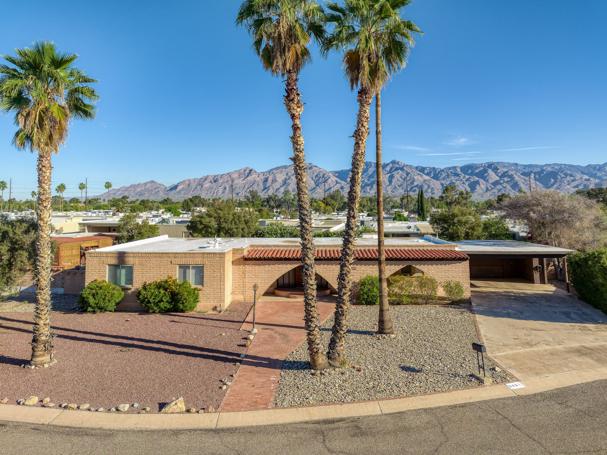  6861 E Hawthorne Circle¦Tucson, AZ - 物件實景