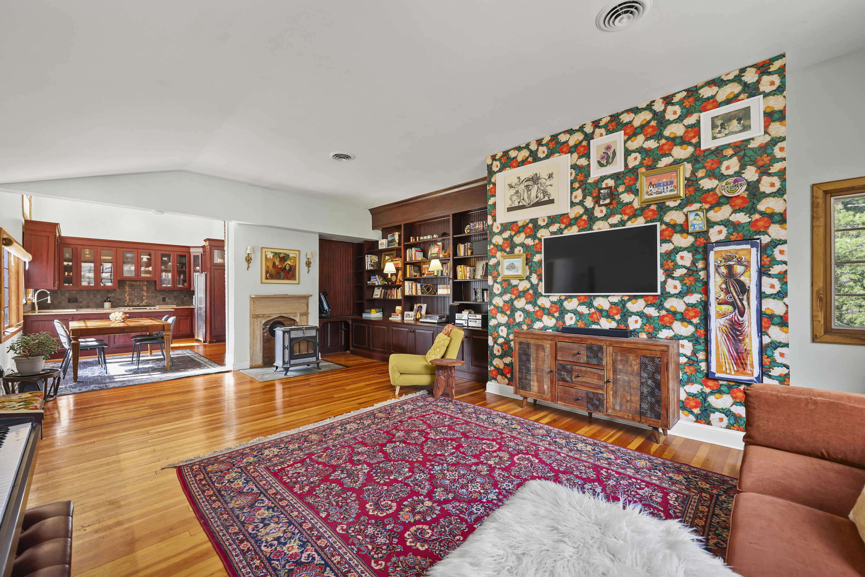  This Property Embodies the Berkshire Charm, History, and Natural Beauty - 物件實景