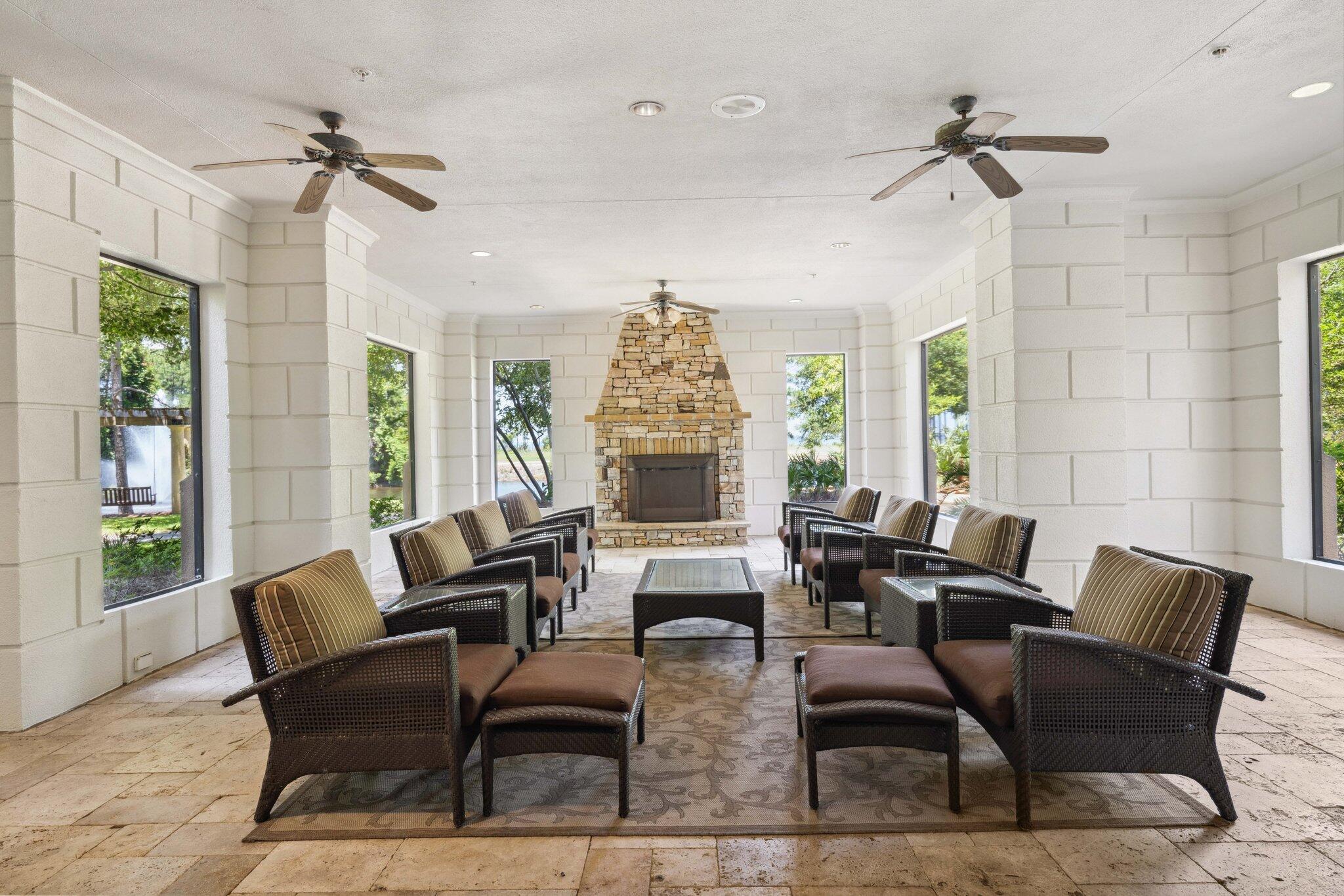 Destin, Florida, 32541, United States, 3 Bedrooms Bedrooms, ,4 BathroomsBathrooms,Residential,For Sale,1837400