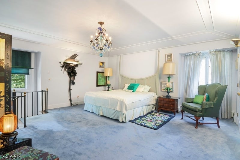 Clifton City, New Jersey, 07013, United States, 5 Bedrooms Bedrooms, ,4 BathroomsBathrooms,Residential,For Sale,1979632