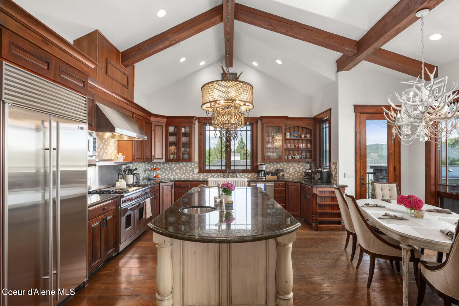 Coeur d'Alene, Idaho, 83814, United States, 4 Bedrooms Bedrooms, ,4 BathroomsBathrooms,Residential,For Sale,1909432