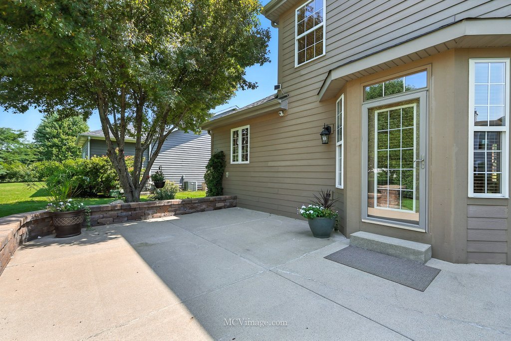 Plainfield, Illinois, 60586, United States, 5 Bedrooms Bedrooms, ,3 BathroomsBathrooms,Residential,For Sale,1927144