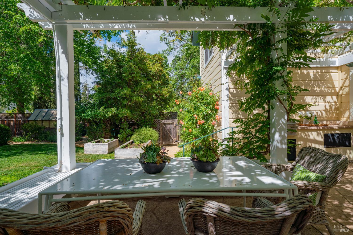 St. Helena, California, 94574, United States, 4 Bedrooms Bedrooms, ,4 BathroomsBathrooms,Residential,For Sale,1836928