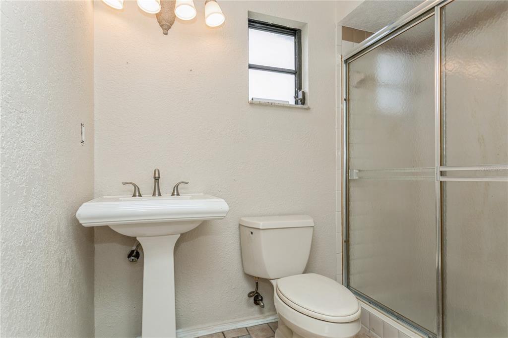 Palm Harbor, Florida, 34684, United States, 4 Bedrooms Bedrooms, ,3 BathroomsBathrooms,Residential,For Sale,1874048
