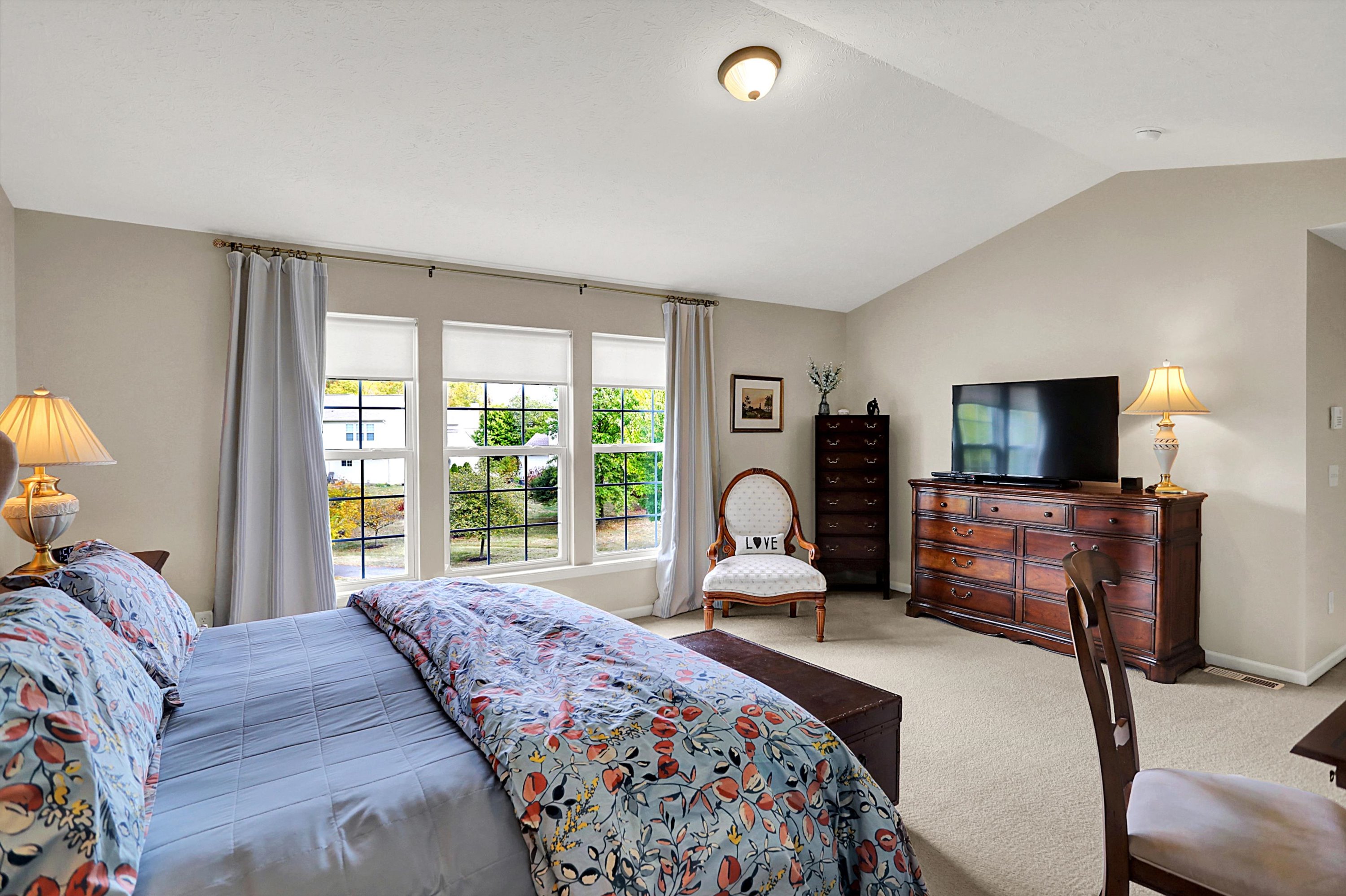 Carmel, Indiana, 46074, United States, 5 Bedrooms Bedrooms, ,4 BathroomsBathrooms,Residential,For Sale,1965164