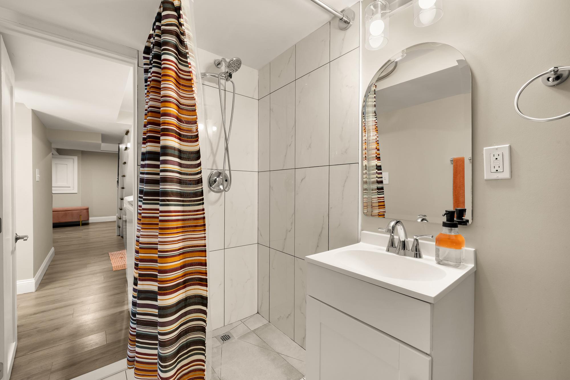  2124 North Capitol NW, Washington, DC, 20002 - 物件實景
