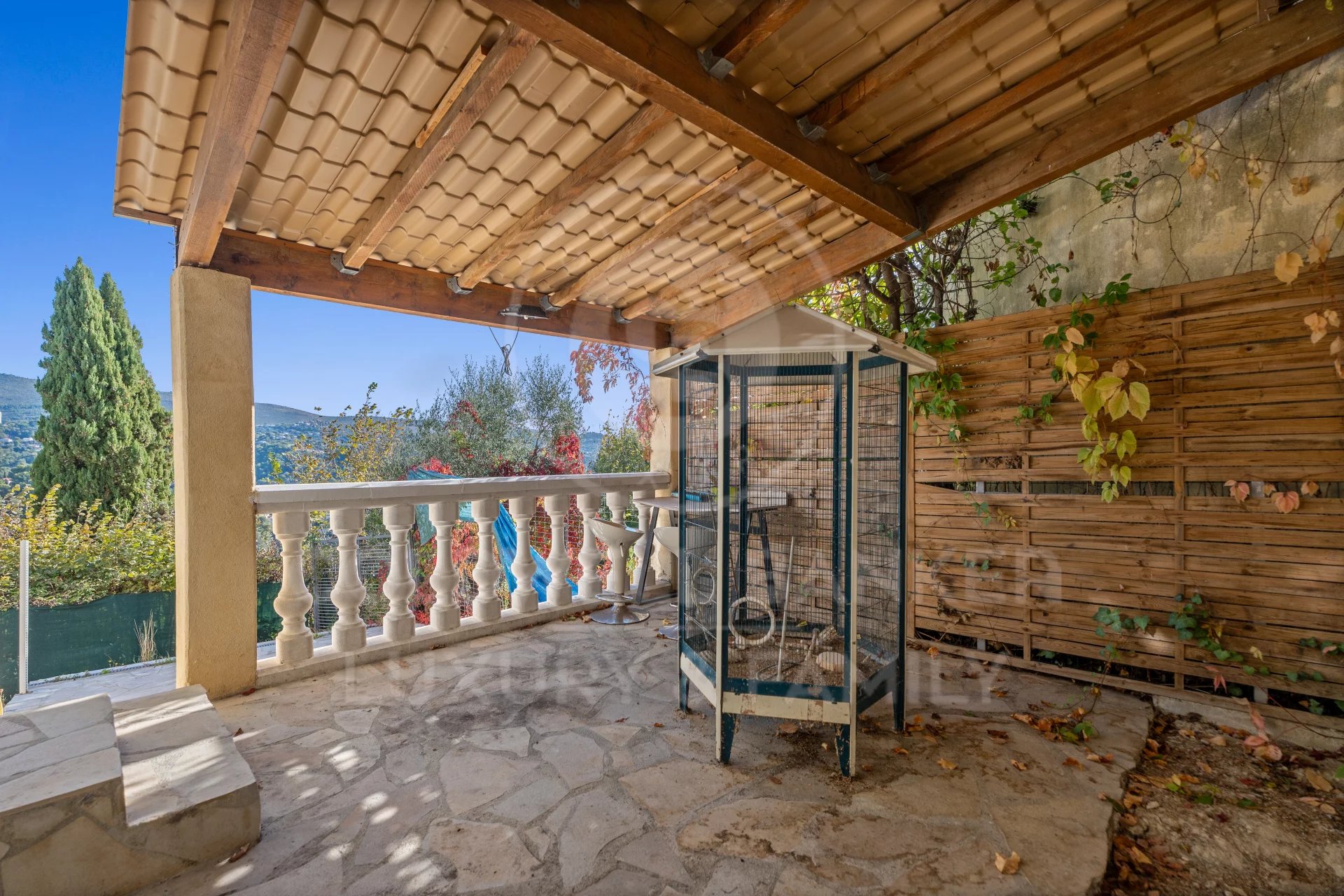 Nice, Provence-Alpes-Côte d’Azur, 06000, FR, 3 Bedrooms Bedrooms, ,2 BathroomsBathrooms,Residential,For Sale,1999783