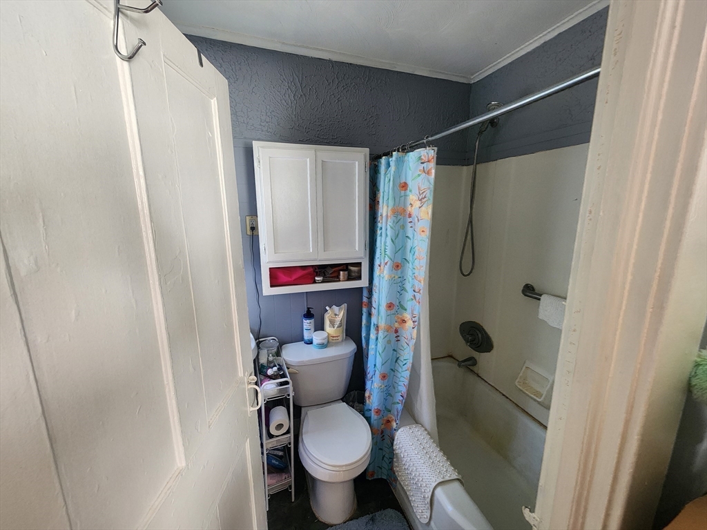 Monson, Massachusetts, 01057, United States, 7 Bedrooms Bedrooms, ,5 BathroomsBathrooms,Residential,For Sale,1795174