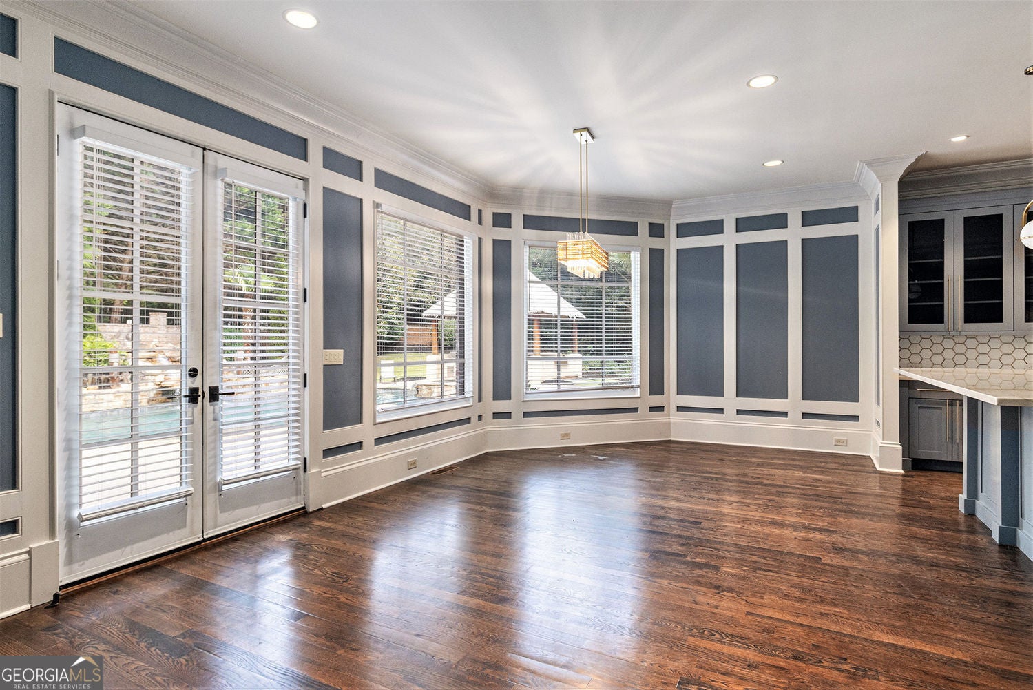 Roswell, Georgia, 30075, United States, 9 Bedrooms Bedrooms, ,15 BathroomsBathrooms,Residential,For Sale,1953234