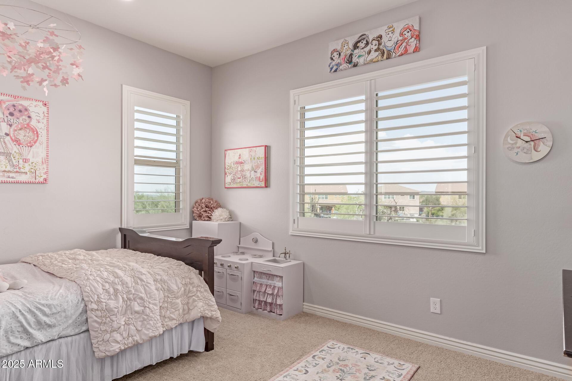 Phoenix, Arizona, 85050, United States, 5 Bedrooms Bedrooms, ,4 BathroomsBathrooms,Residential,For Sale,1980478