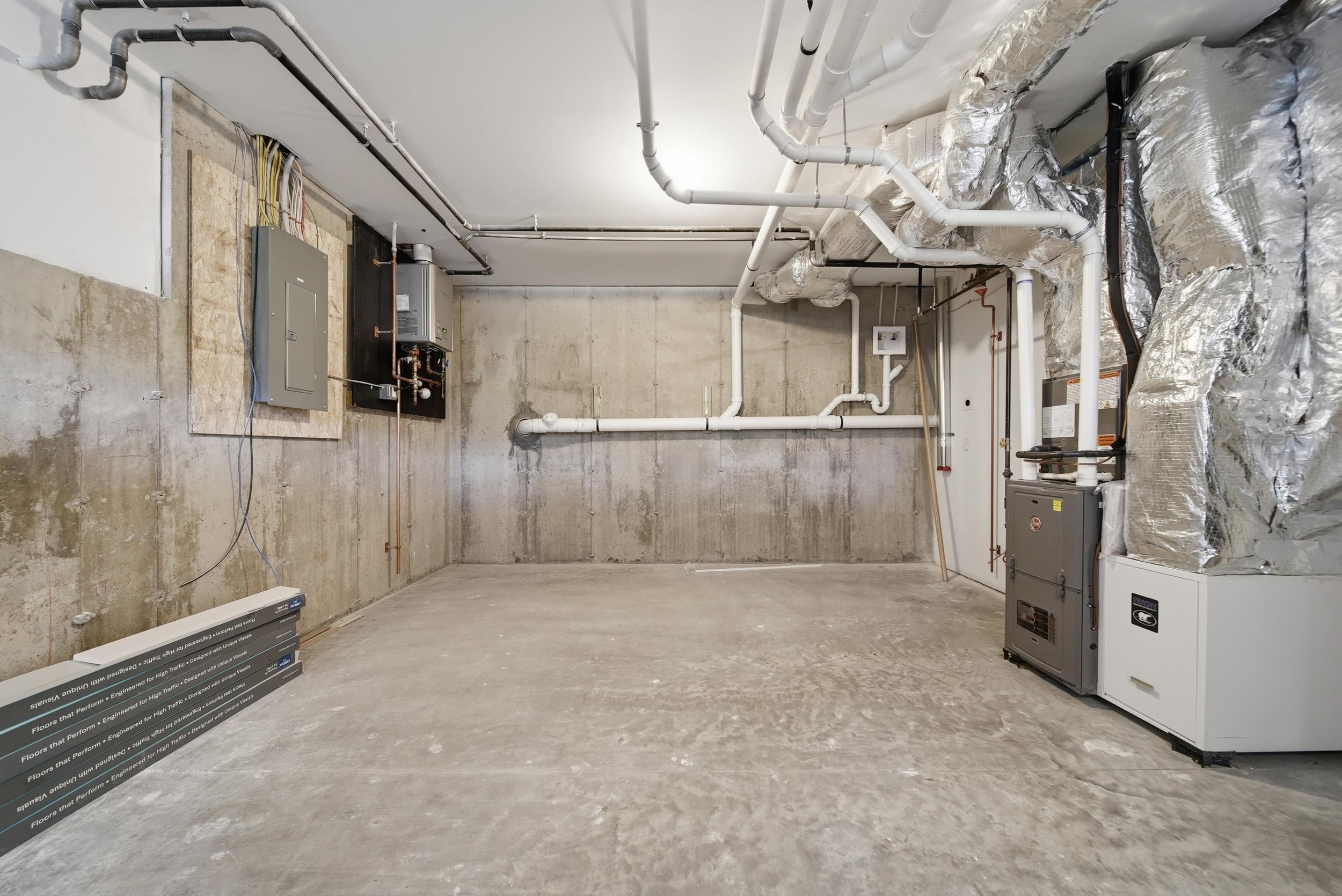  24 Munroe Street, Units 1&2, Franklin, NH, 03235 - 物件實景