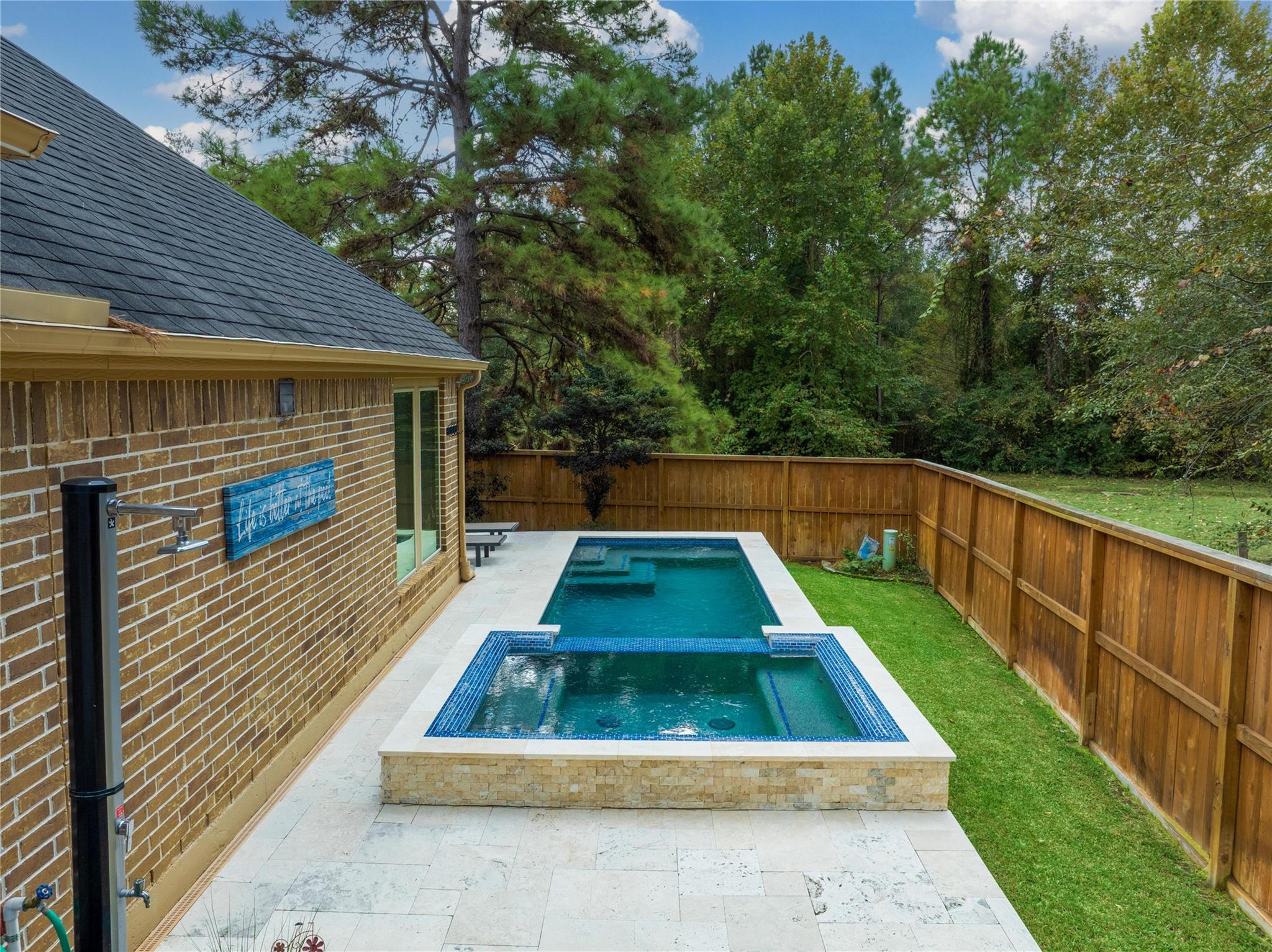 Montgomery, Texas, 77316, United States, 3 Bedrooms Bedrooms, ,3 BathroomsBathrooms,Residential,For Sale,1992455