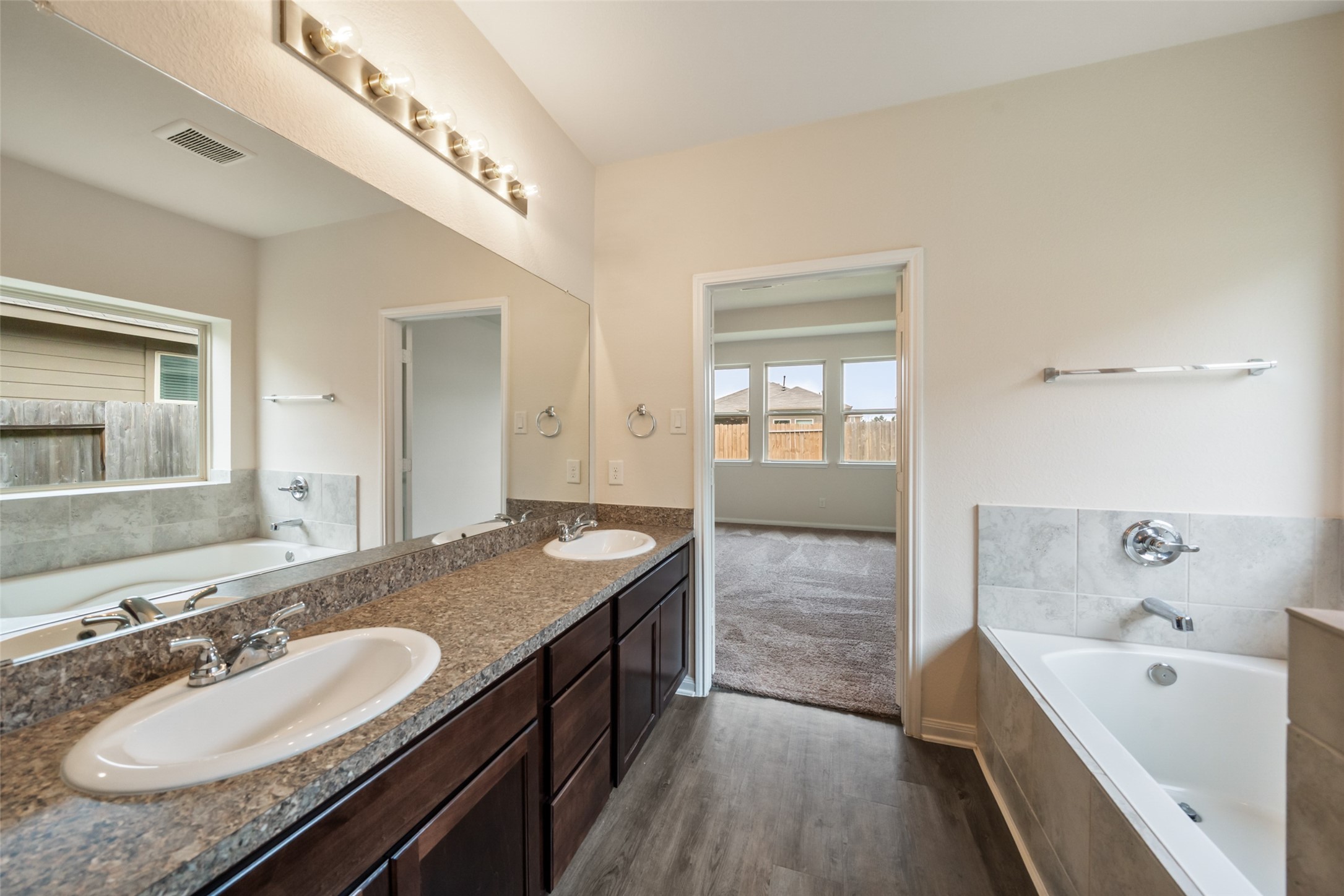  3626 Karissa Road - 物件實景