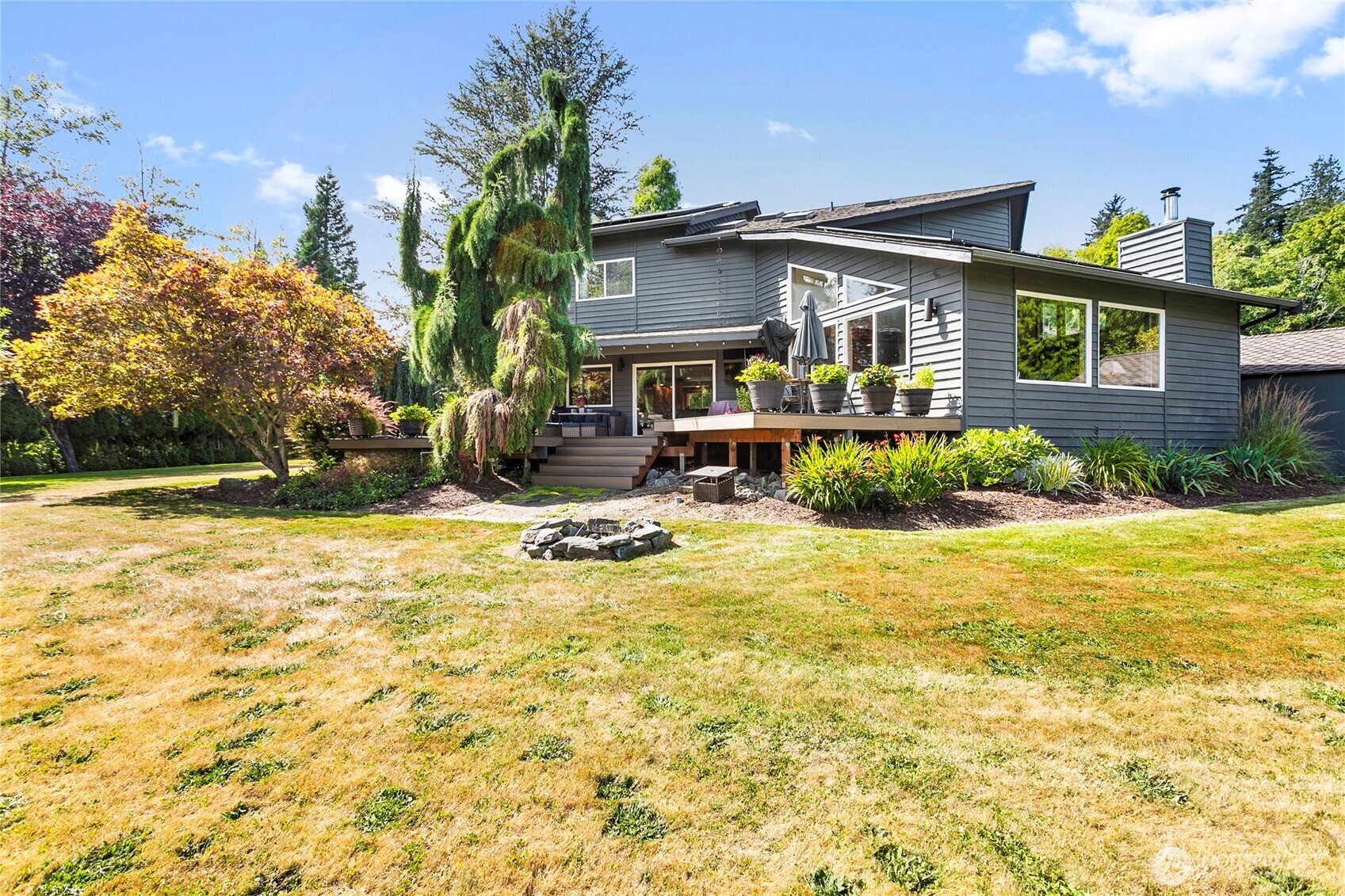 Ferndale, Washington, 98248, United States, 5 Bedrooms Bedrooms, ,1 BathroomBathrooms,Residential,For Sale,1901215